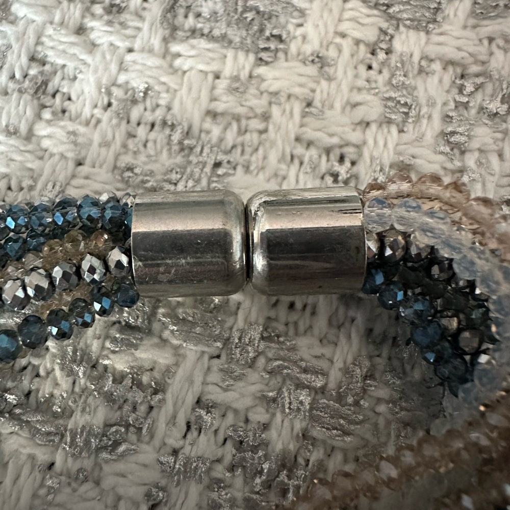 Beautful Blue, Silver and Beige Magnetic Sparkly Bracelet - Picture 5 of 6